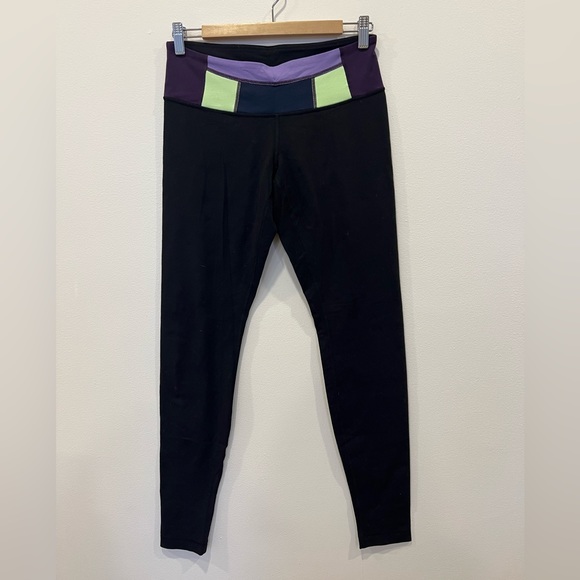 lululemon athletica Pants - Lululemon Leggings in Black Women’s size small in good condition